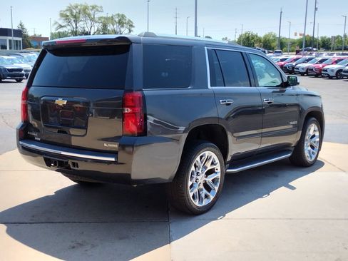 Used 2018 Chevrolet Tahoe Premier AWD/4WD image 5