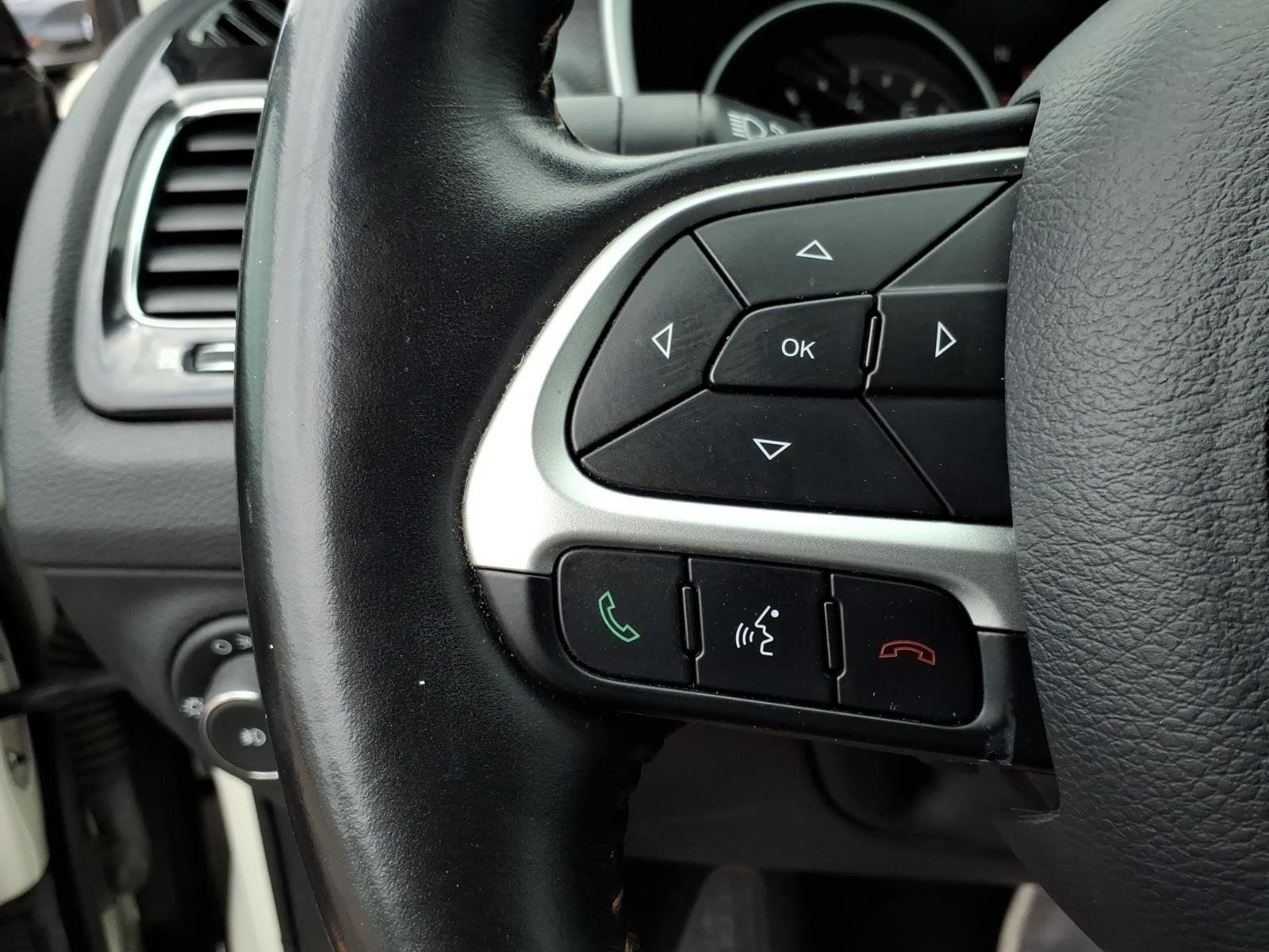 Used 2019 Jeep Compass Limited AWD/4WD image 34