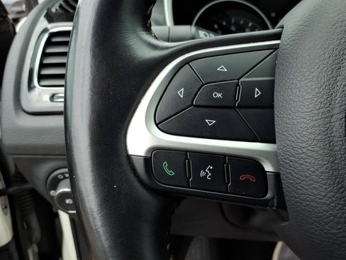 Used 2019 Jeep Compass Limited AWD/4WD image 34
