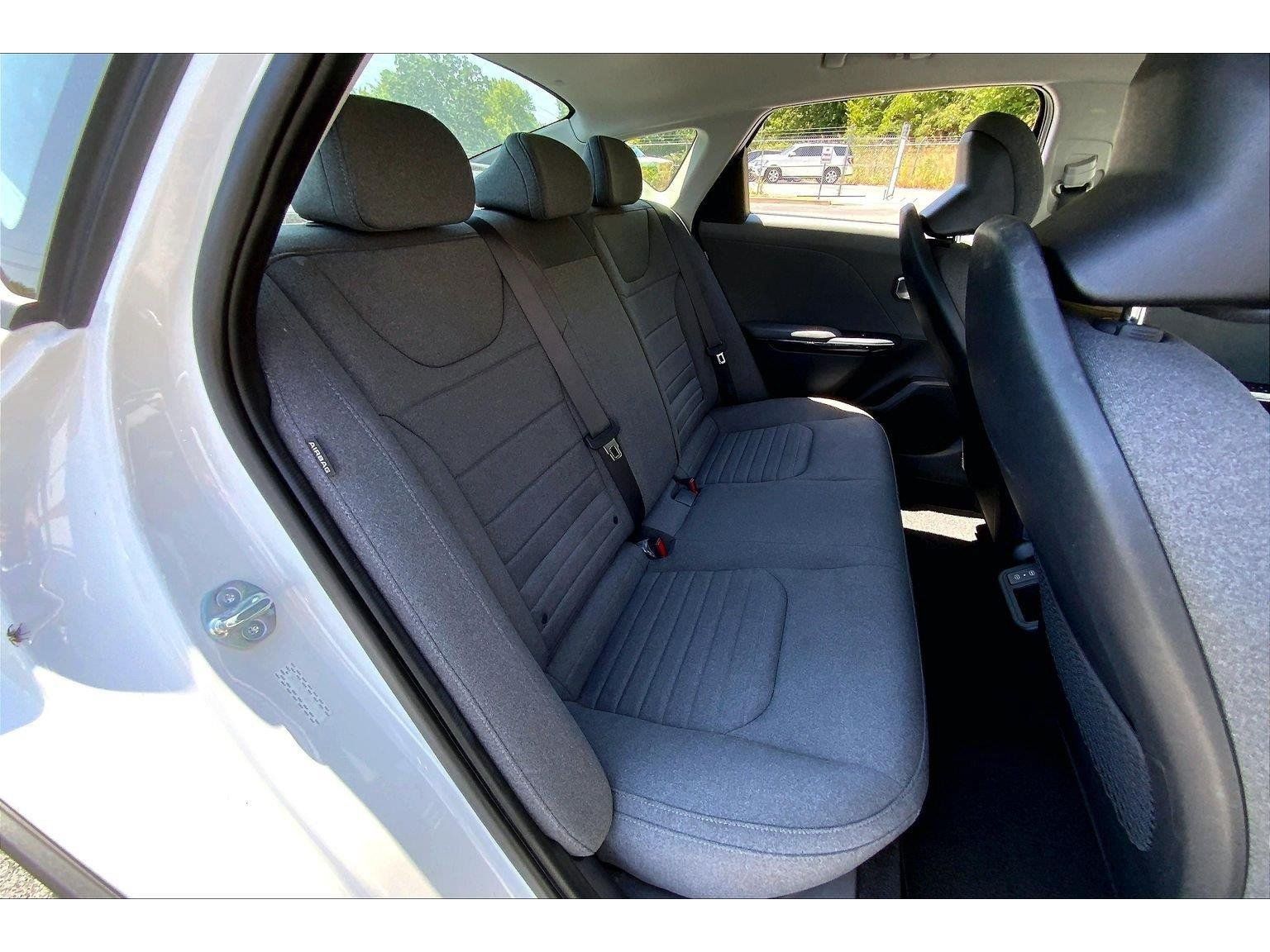 Used 2025 Kia K4 EX FWD image 24