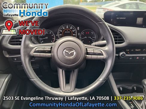 Used 2023 MAZDA MAZDA3 s FWD image 25