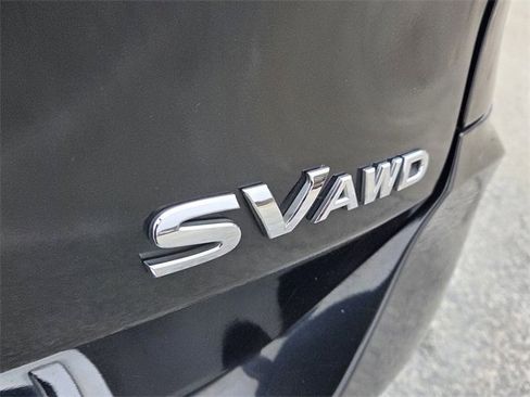 Used 2017 Nissan Rogue SV w/ Midnight Edition Package image 12