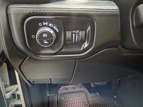 Used 2020 RAM 2500 Limited image 42