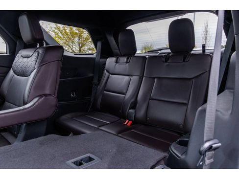 Used 2025 Ford Explorer Platinum w/ LUX Leather Package AWD/4WD image 13