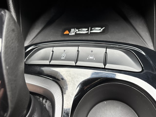 Used 2025 Buick Envista Sport Touring w/ Convenience I Package FWD image 37
