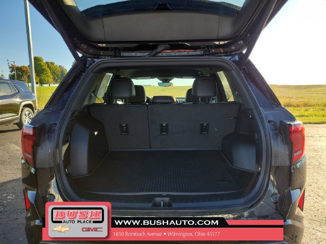 New 2027 GMC Terrain AT4 w/ Convenience Package III AWD/4WD image 8