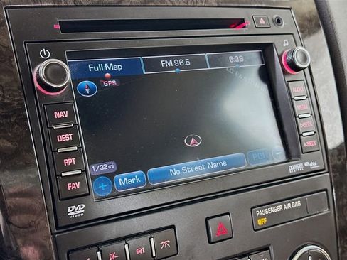 Used 2012 GMC Acadia Denali image 13