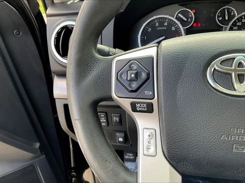 Used 2015 Toyota Tundra SR5 w/ SR5 Upgrade Package image 12