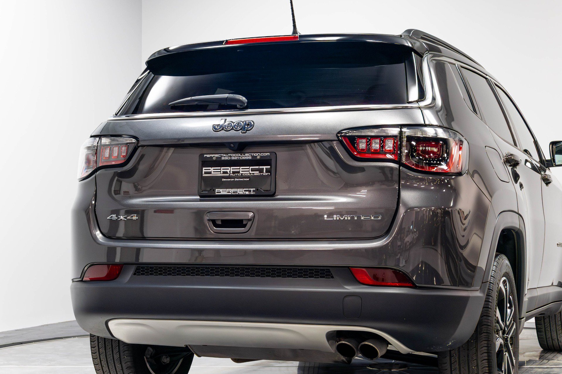 Used 2022 Jeep Compass Limited AWD/4WD image 68