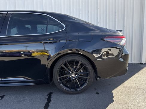 Used 2022 Toyota Camry XSE image 2