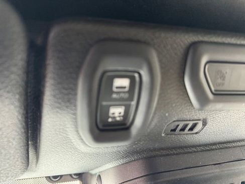 Certified 2019 Jeep Wrangler Unlimited Sahara image 24