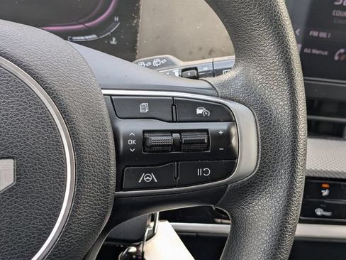 Certified 2024 Kia Sportage LX FWD image 28