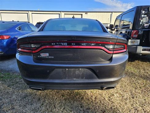 Used 2023 Dodge Charger SXT image 7