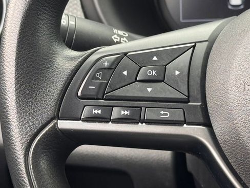 Certified 2023 Nissan Kicks SV image 16