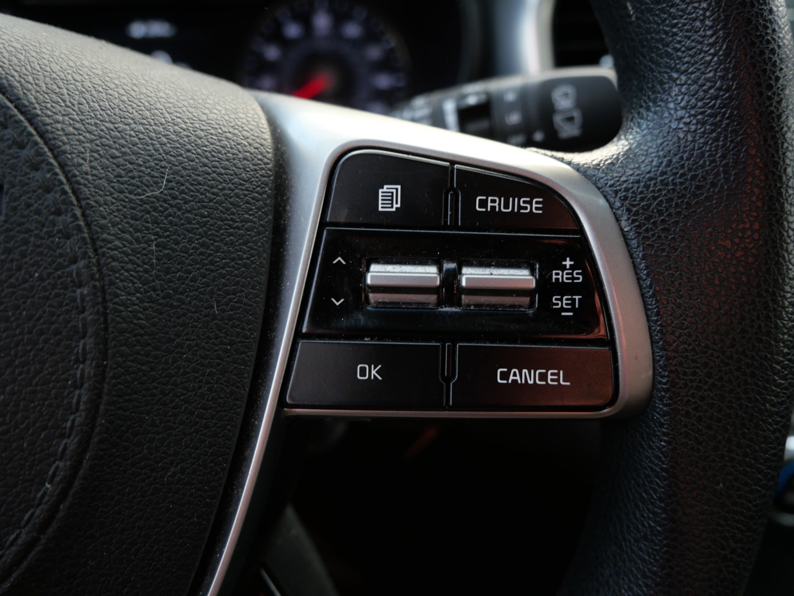 Used 2019 Kia Sorento FWD V6 image 24