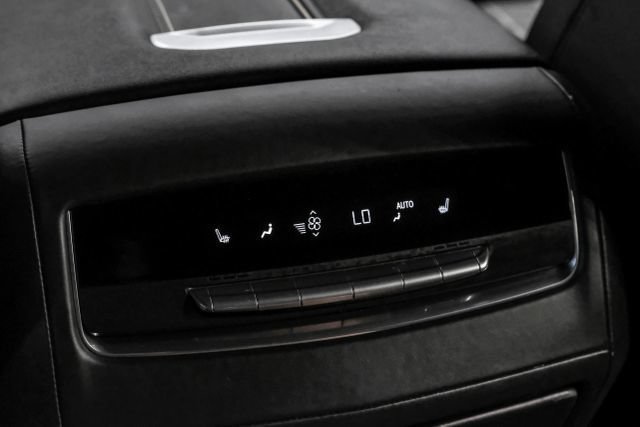 Used 2025 Cadillac Escalade Sport Platinum AWD/4WD image 35