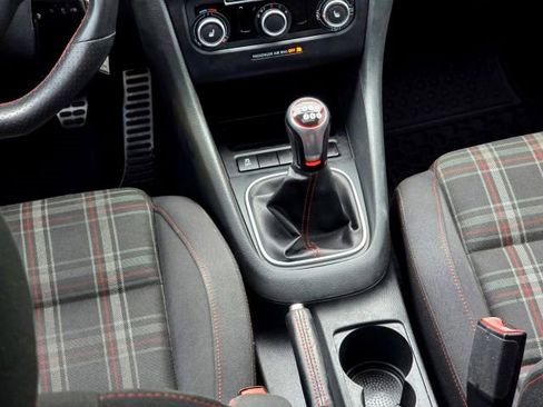 Used 2013 Volkswagen GTI 2-Door image 19