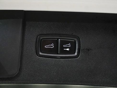 Certified 2021 Porsche Cayenne image 14