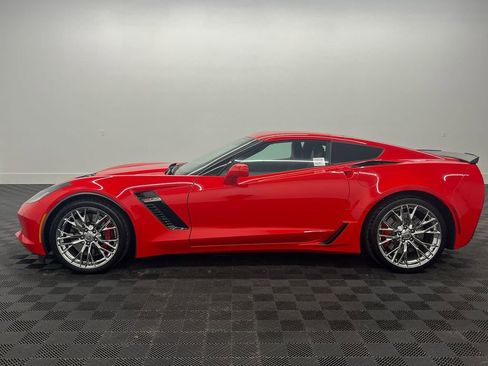 Used 2019 Chevrolet Corvette Z06 image 2
