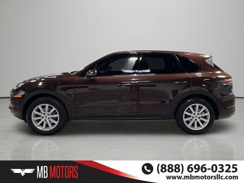Used 2019 Porsche Cayenne AWD/4WD image 6