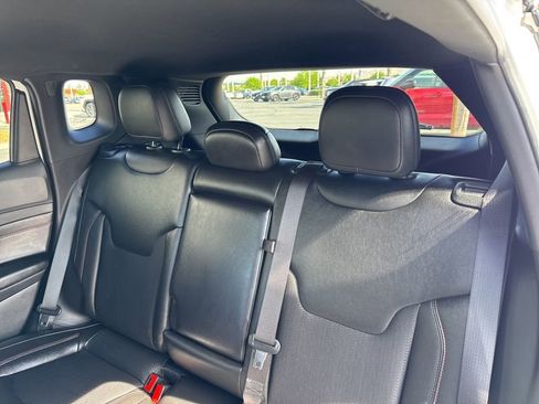 Used 2025 Jeep Compass Trailhawk w/ Trailer Tow Group image 18