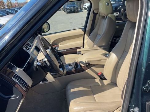 Used 2017 Land Rover Range Rover HSE image 5