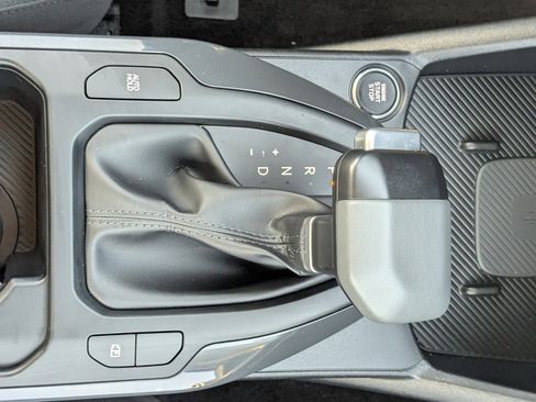 Used 2025 Kia K4 EX image 16