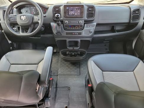 Used 2023 RAM ProMaster 2500 FWD image 10