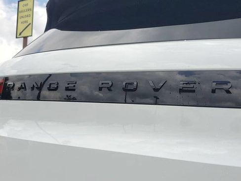 Used 2025 Land Rover Range Rover Sport Dynamic SE AWD/4WD image 7