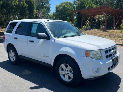Used 2011 Ford Escape 2WD Hybrid image 8