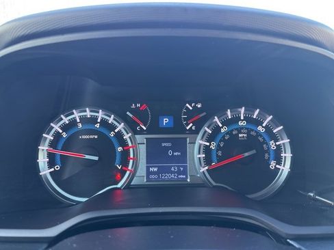 Certified 2019 Toyota 4Runner SR5 Premium image 12