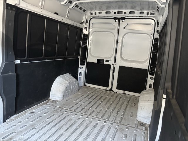Used 2025 RAM ProMaster 2500 w/ Convenience Group FWD image 13
