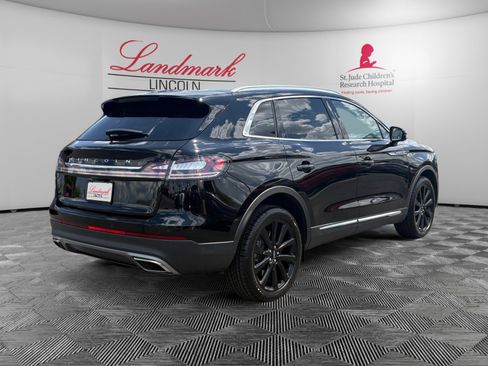 Certified 2023 Lincoln Nautilus Reserve w/ Monochromatic Package AWD/4WD image 5