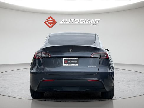 Used 2023 Tesla Model Y Long Range AWD/4WD image 6