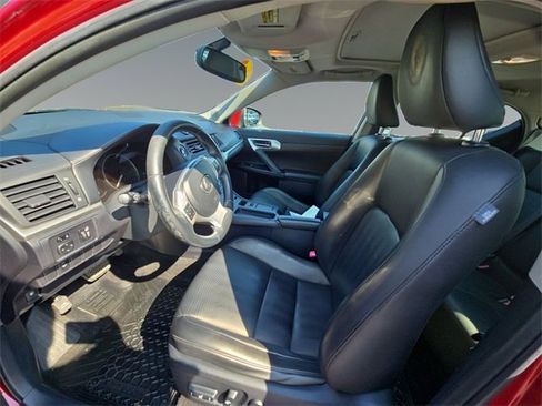 Used 2013 Lexus CT 200h image 13