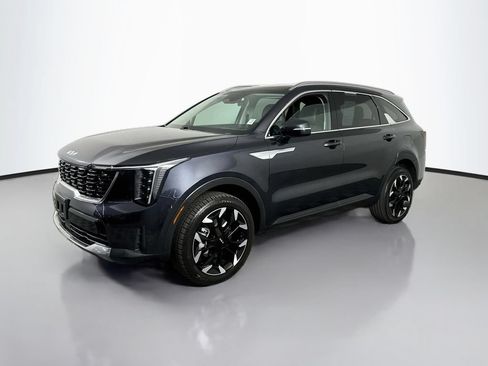 Used 2025 Kia Sorento EX w/ Panoramic Sunroof Package AWD/4WD image 4