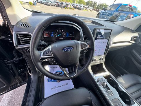 Certified 2022 Ford Edge SEL w/ Convenience Package AWD/4WD image 29