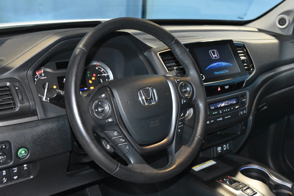 Used 2023 Honda Ridgeline RTL-E image 2
