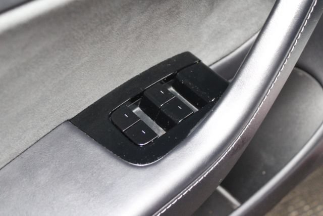 Used 2019 Tesla Model 3 Performance AWD/4WD image 9