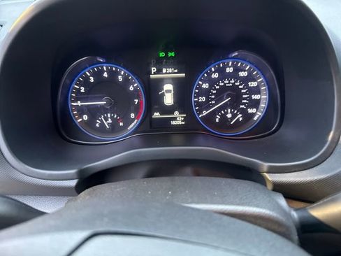 Used 2022 Hyundai Kona SE image 12