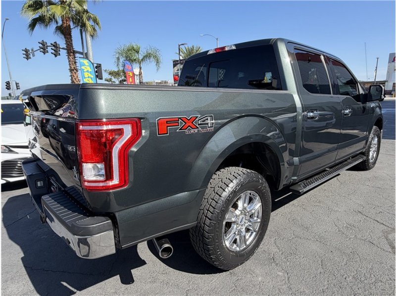Used 2015 Ford F150 XLT w/ Equipment Group 302A Luxury AWD/4WD image 38