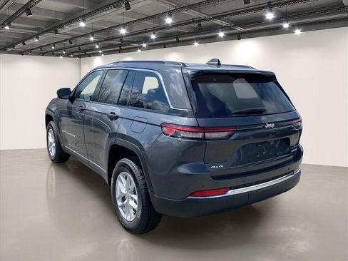 New 2026 Jeep Grand Cherokee Laredo X AWD/4WD image 3