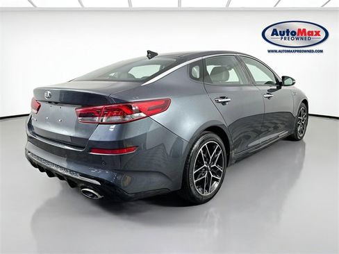 Used 2020 Kia Optima SE image 2