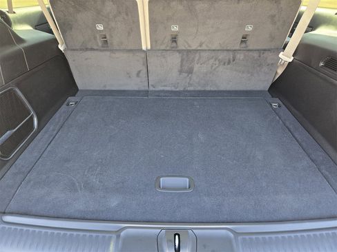 New 2025 Jeep Wagoneer L Series II image 34