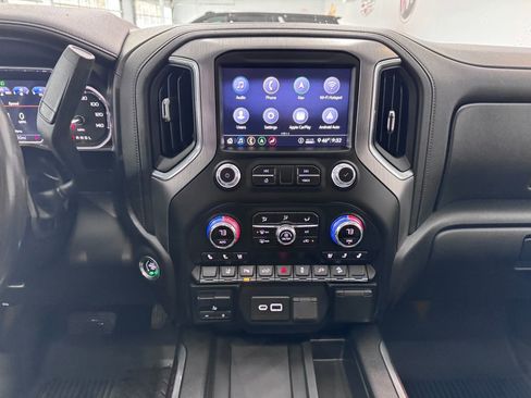 Used 2020 GMC Sierra 3500 Denali w/ Denali Ultimate Package image 15