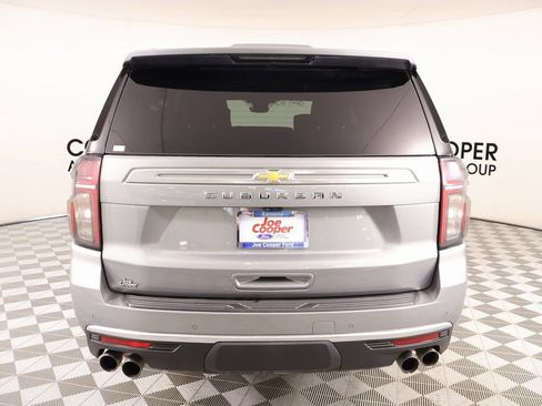 Used 2024 Chevrolet Suburban High Country w/ Advanced Technology Package image 23