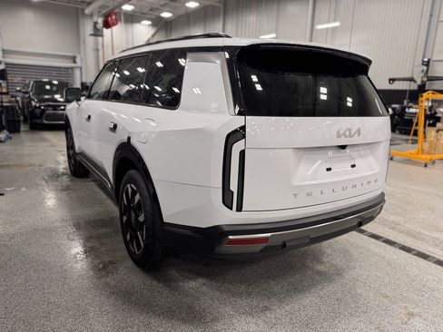 New 2027 Kia Telluride S image 7