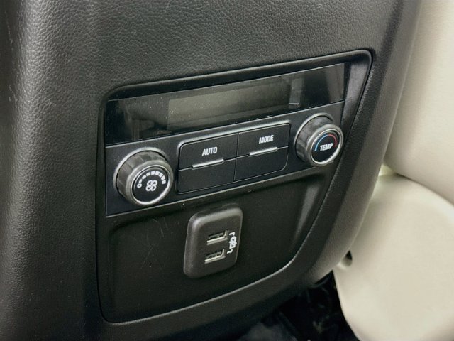 Used 2022 Buick Enclave Essence w/ Experience Buick Package AWD/4WD image 25