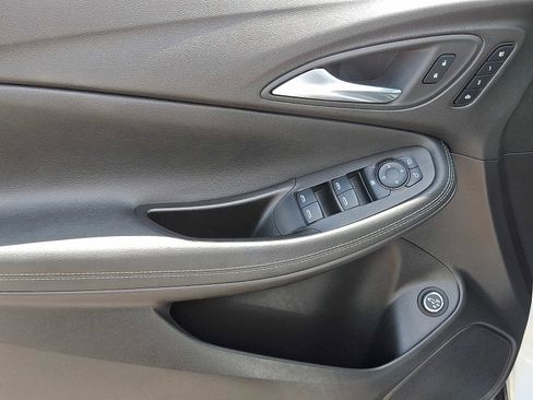 Certified 2023 Buick Encore GX Essence w/ Experience Buick Package image 12