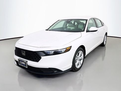 New 2026 Honda Accord LX image 3